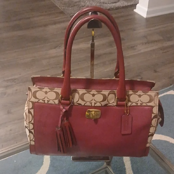 Coach Brooke Carryall Red and Tan Shoulder Bag - Picture 2 of 13